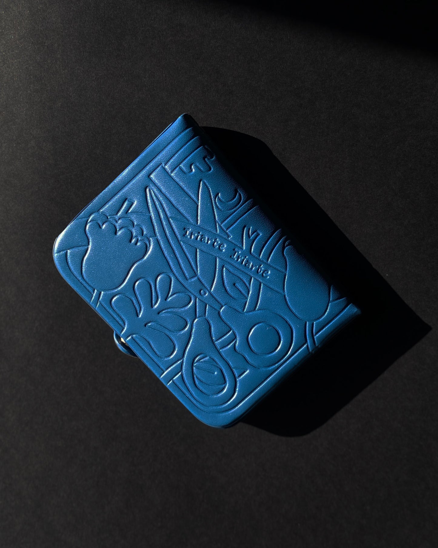 Jules Wallet - Hugo Yoshikawa x Iriarte Iriarte - Blue