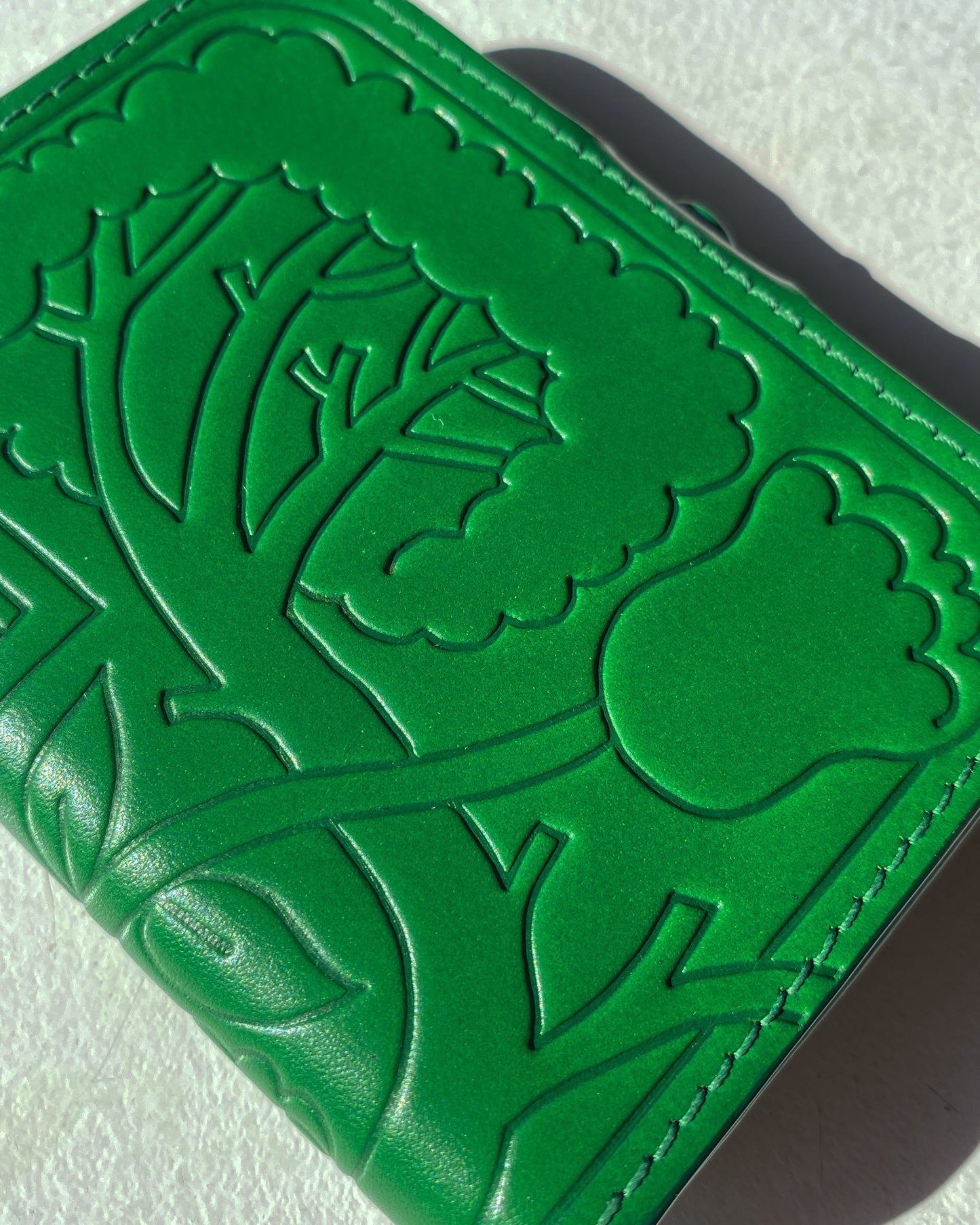 Jules Wallet - Hugo Yoshikawa x Iriarte Iriarte - Bright Green
