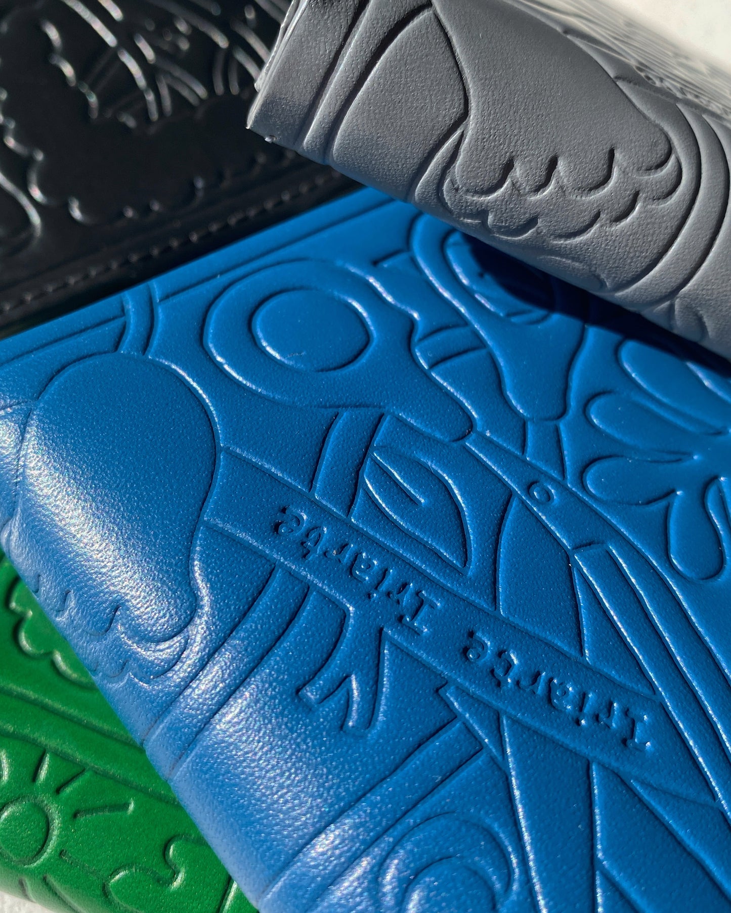 Jules Wallet - Hugo Yoshikawa x Iriarte Iriarte - Blue