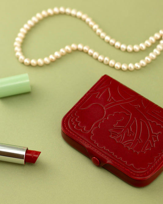 Jules Wallet - Hugo Yoshikawa x Iriarte Iriarte - Red