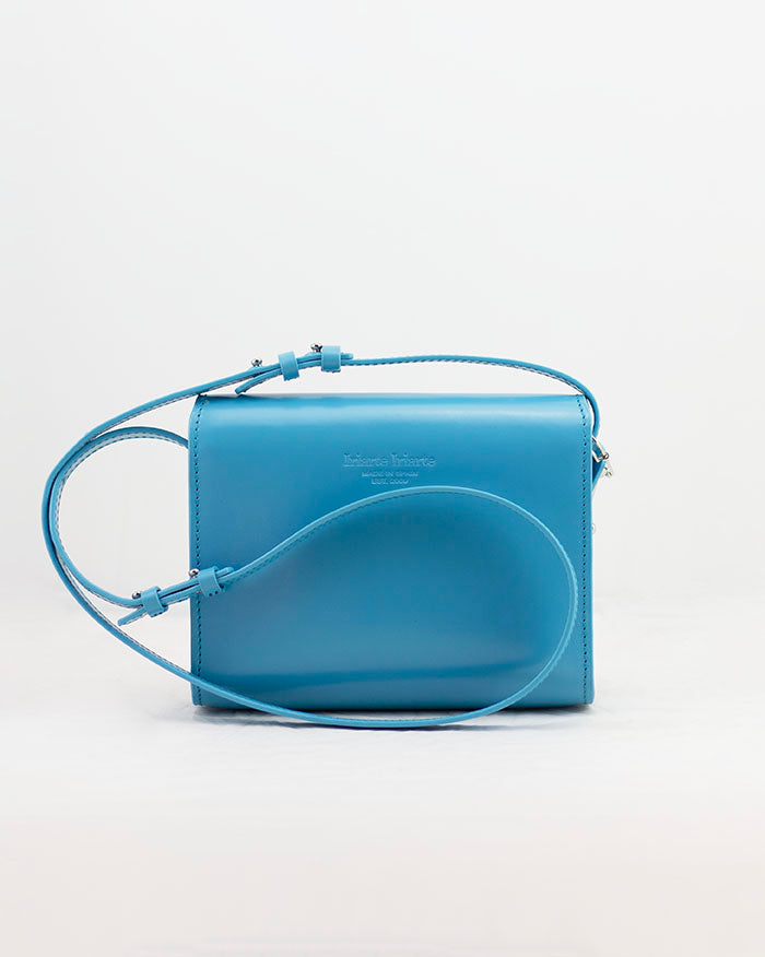 B.L.L.N. - Light Blue