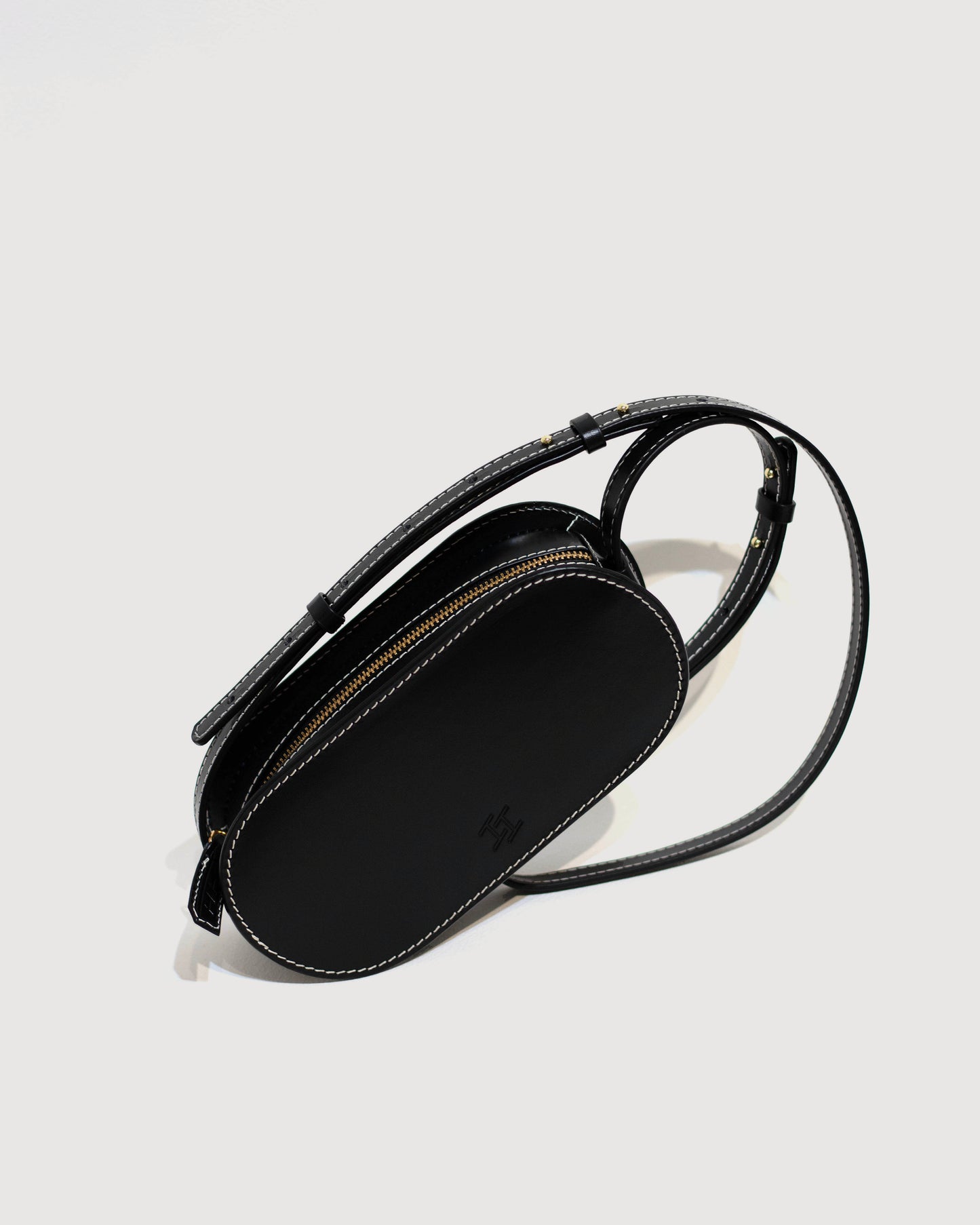 Cleo 2.0 - Black (Contrast Stitch)