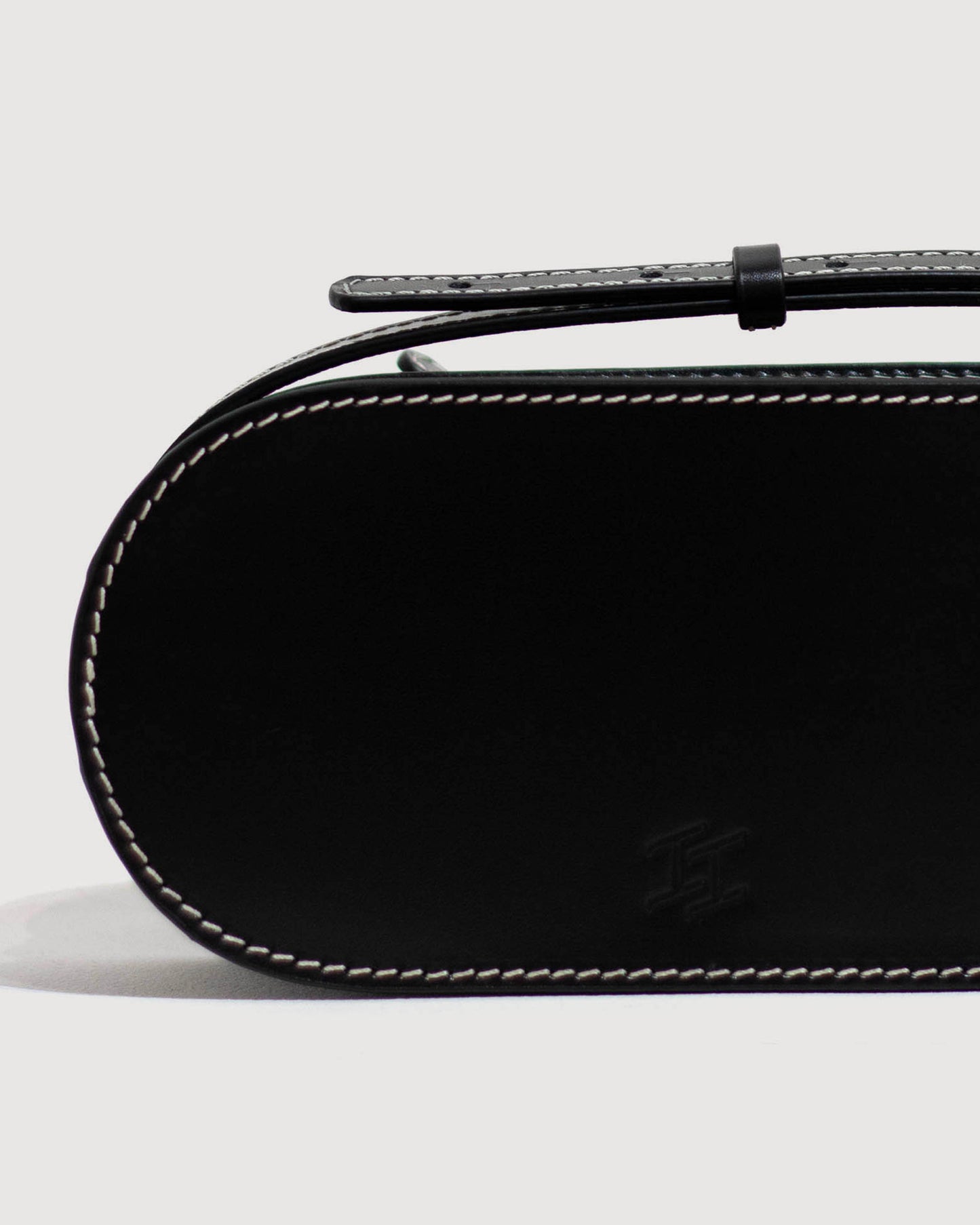 Cleo 2.0 - Black (Contrast Stitch)