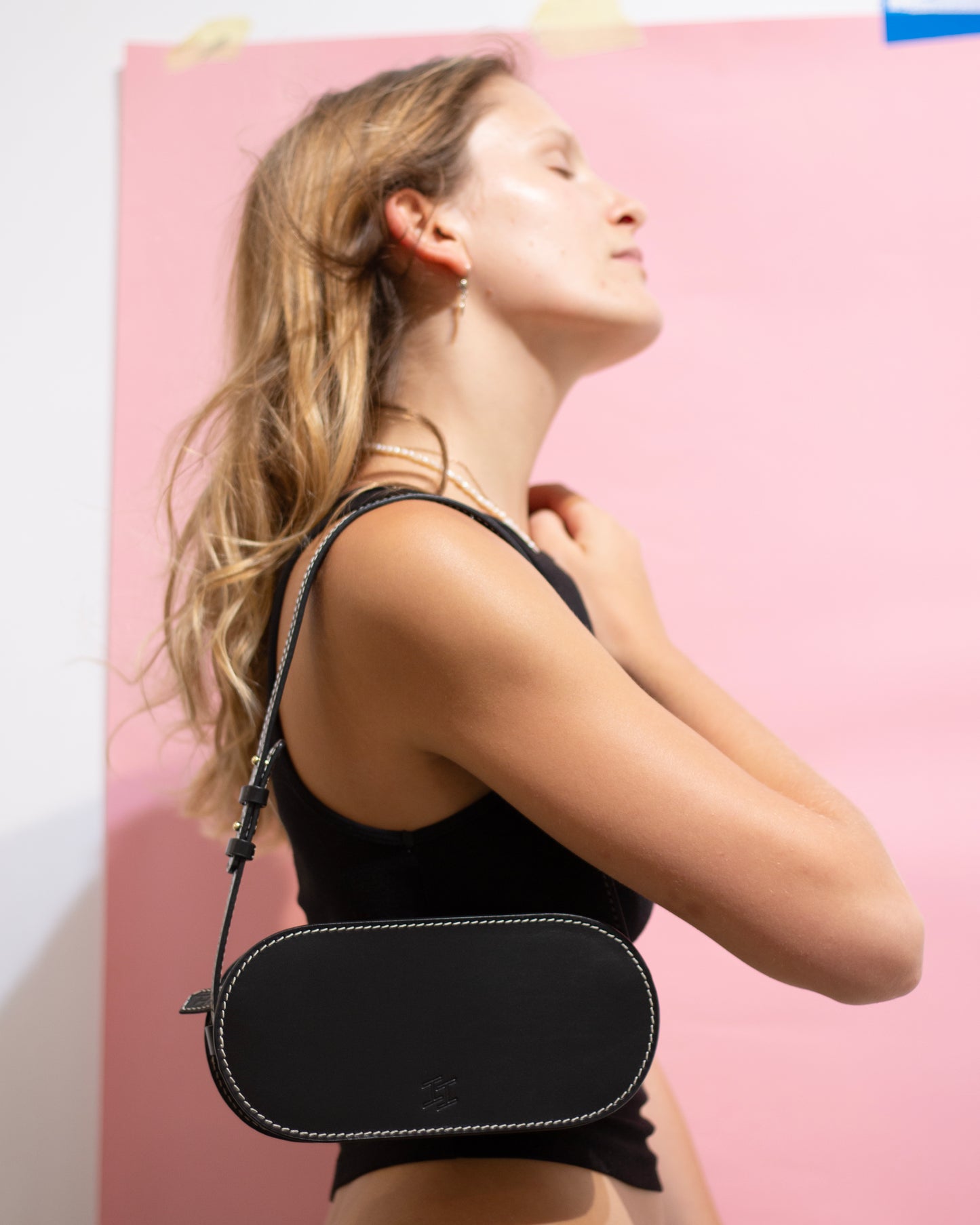Cleo 2.0 - Black (Contrast Stitch)