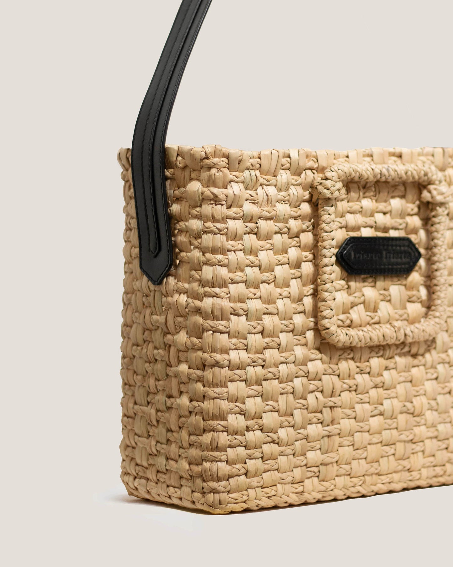Moore Woven (Big) - Black
