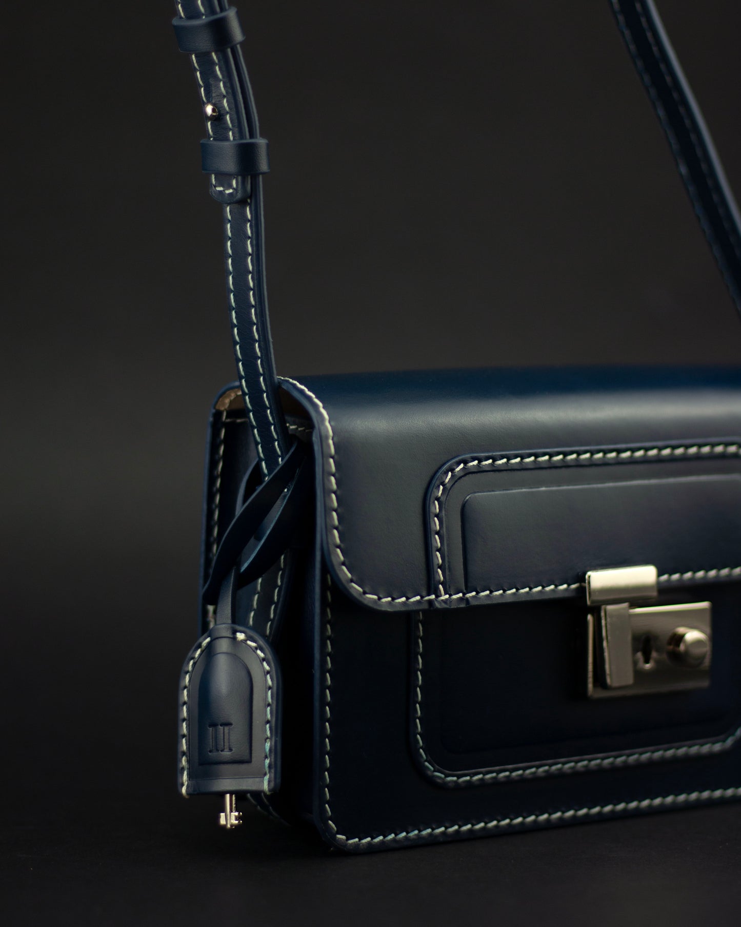 Agnès Small - Blue (Contrast Stitch)